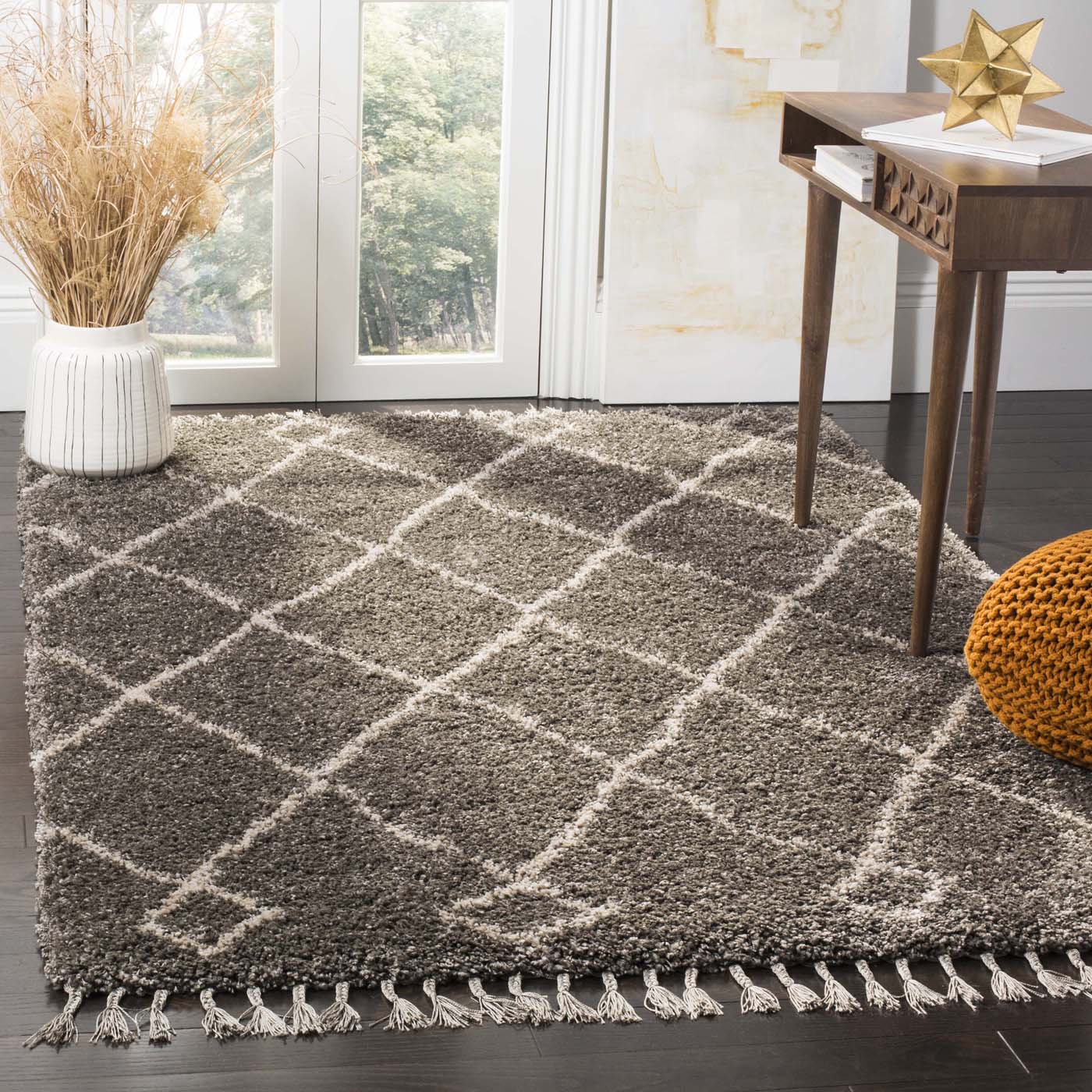 Safavieh Moroccan Fringe Shag 241 Rug, MFG241 - Grey / Cream