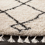 Safavieh Moroccan Fringe Shag 241 Rug, MFG241 - Cream / Charcoal
