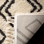 Safavieh Moroccan Fringe Shag 247 Rug, MFG247 - Cream / Charcoal