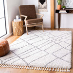 Safavieh Moroccan Fringe Shag 316 Rug, MFG316 - Ivory / Grey