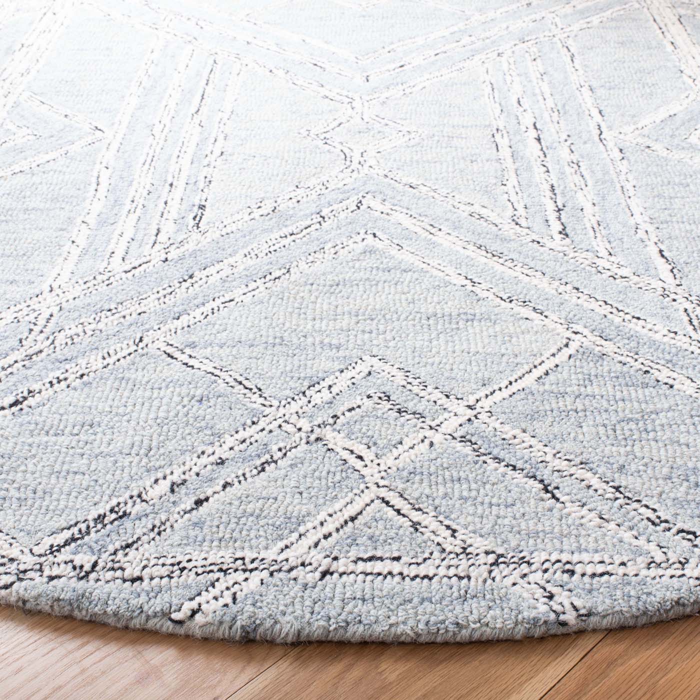 Safavieh Micro-Loop 173 Rug, MLP173 - Light Blue / Ivory