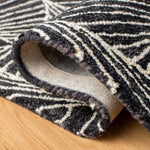 Safavieh Micro-Loop 174 Rug, MLP174 - Charcoal / Ivory