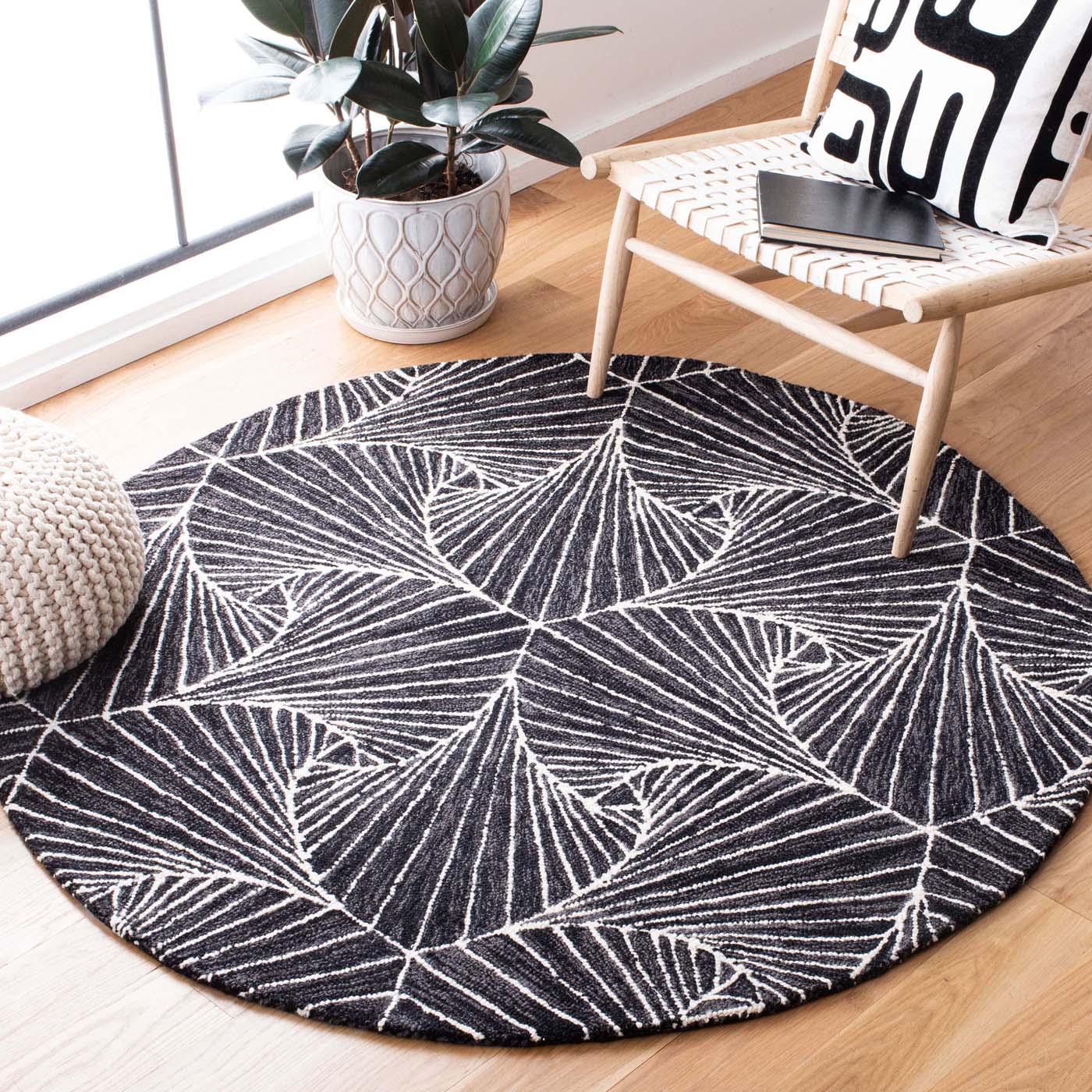 Safavieh Micro-Loop 174 Rug, MLP174 - Charcoal / Ivory