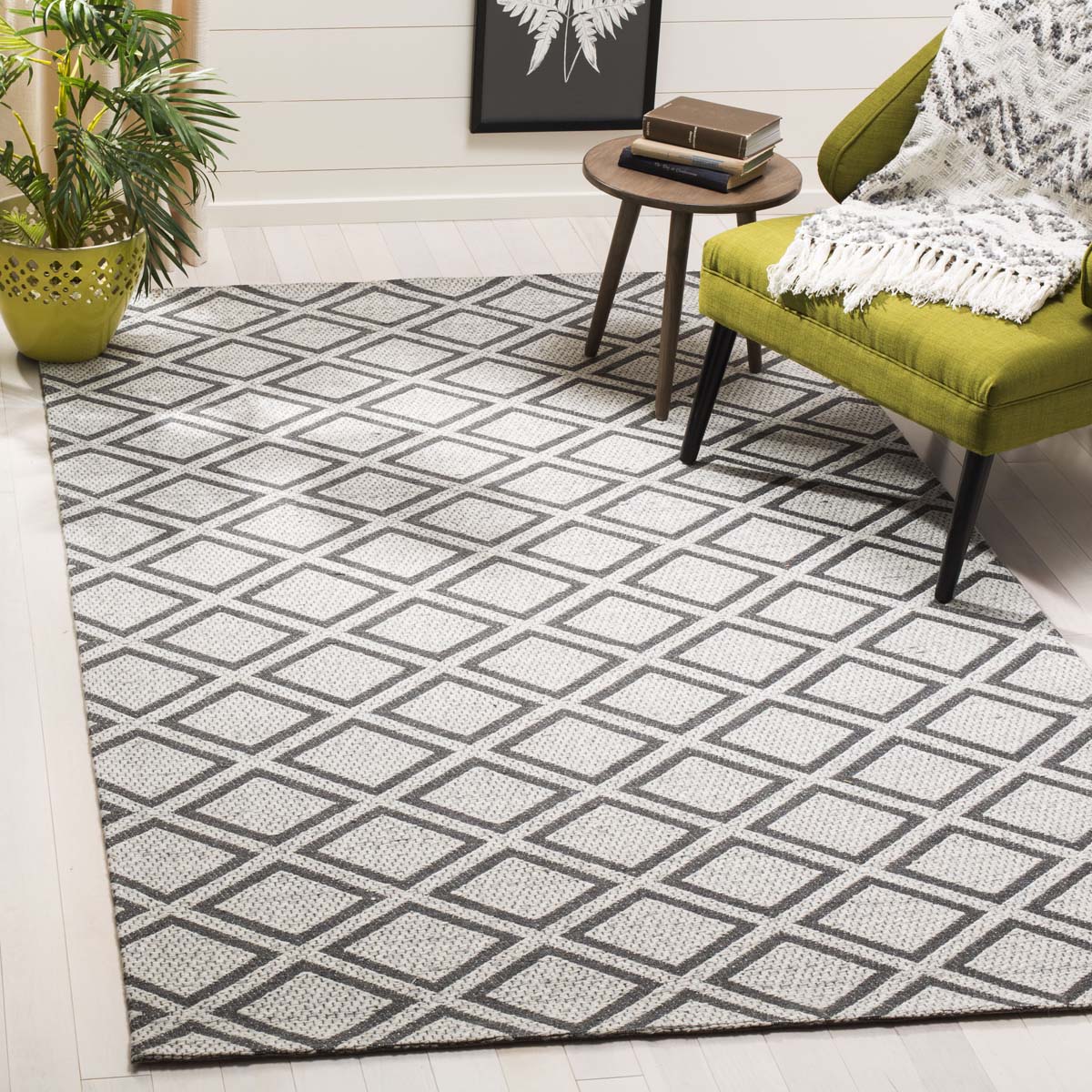 Safavieh Micro-Loop 514 Rug, MLP514 - Silver / Dark Grey