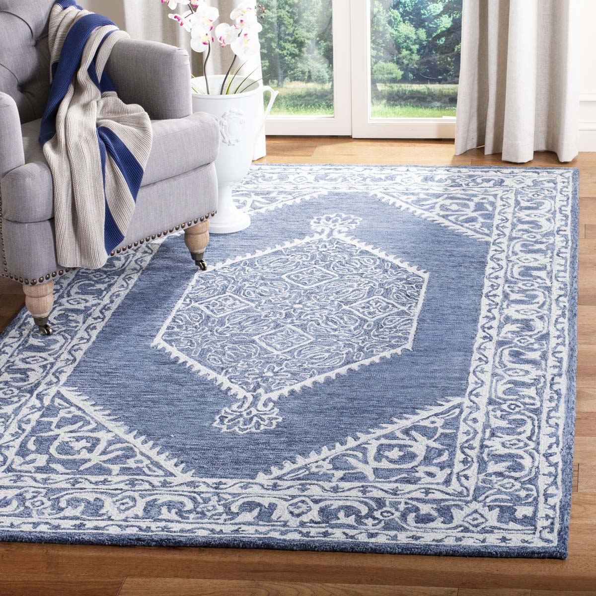 Safavieh Micro-Loop 605 Rug, MLP605 - Blue / Ivory
