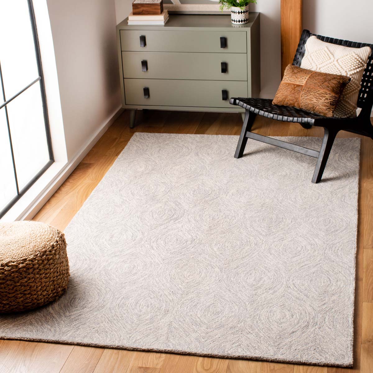 Safavieh Micro-Loop 615 Rug, MLP615 - Silver / Ivory