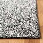 Safavieh Micro-Loop 615 Rug, MLP615 - Black / Ivory