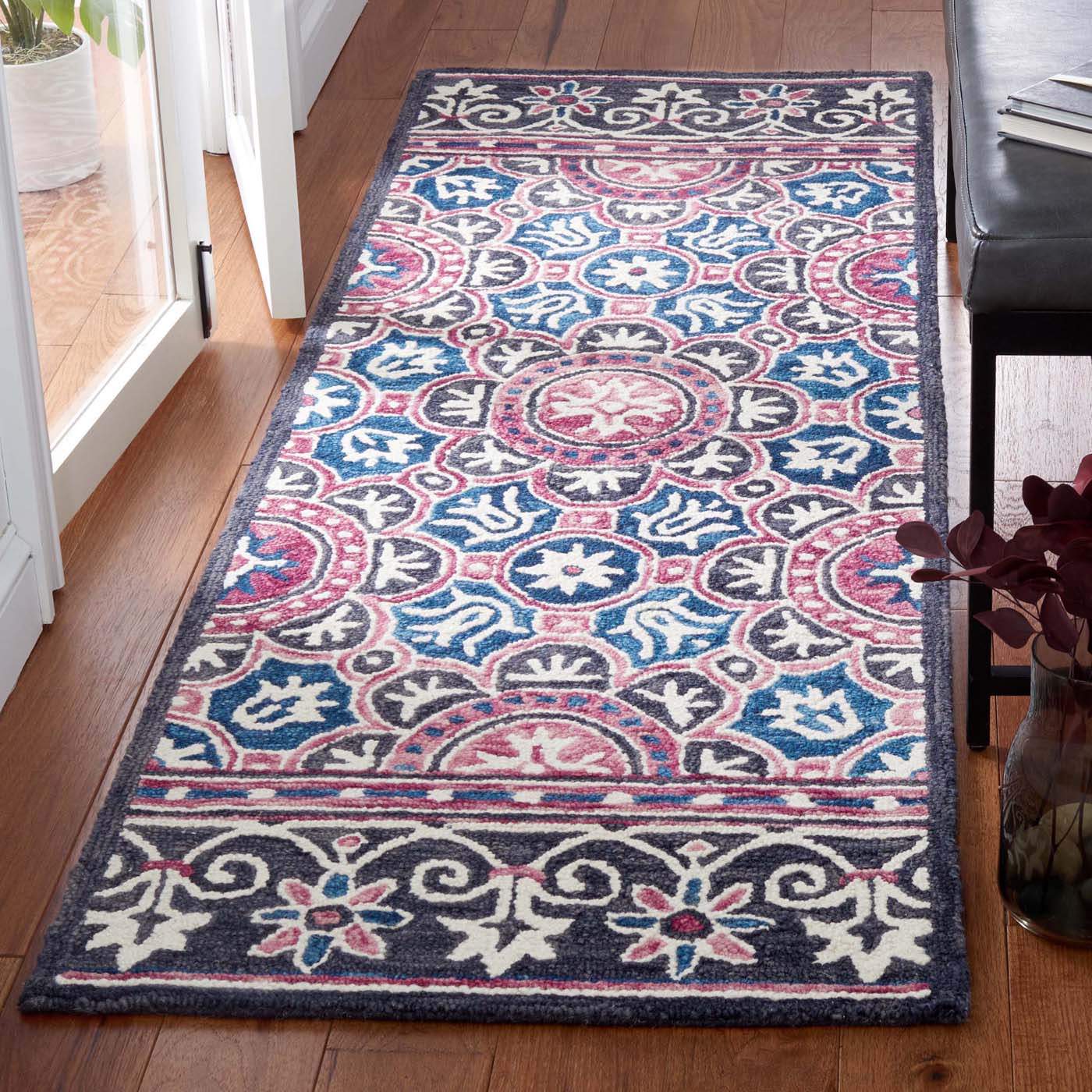 Safavieh Micro-Loop 632 Rug, MLP632 - Ivory / Pink