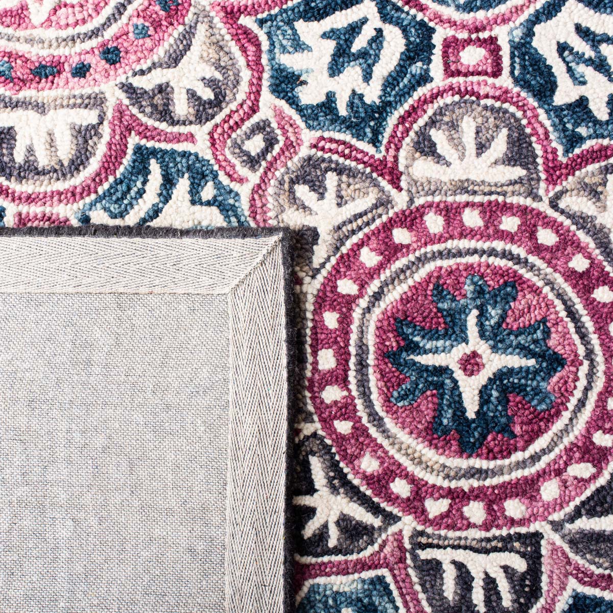 Safavieh Micro-Loop 632 Rug, MLP632 - Ivory / Pink