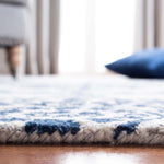 Safavieh Micro-Loop 647 Rug, MLP647 - Ivory / Blue