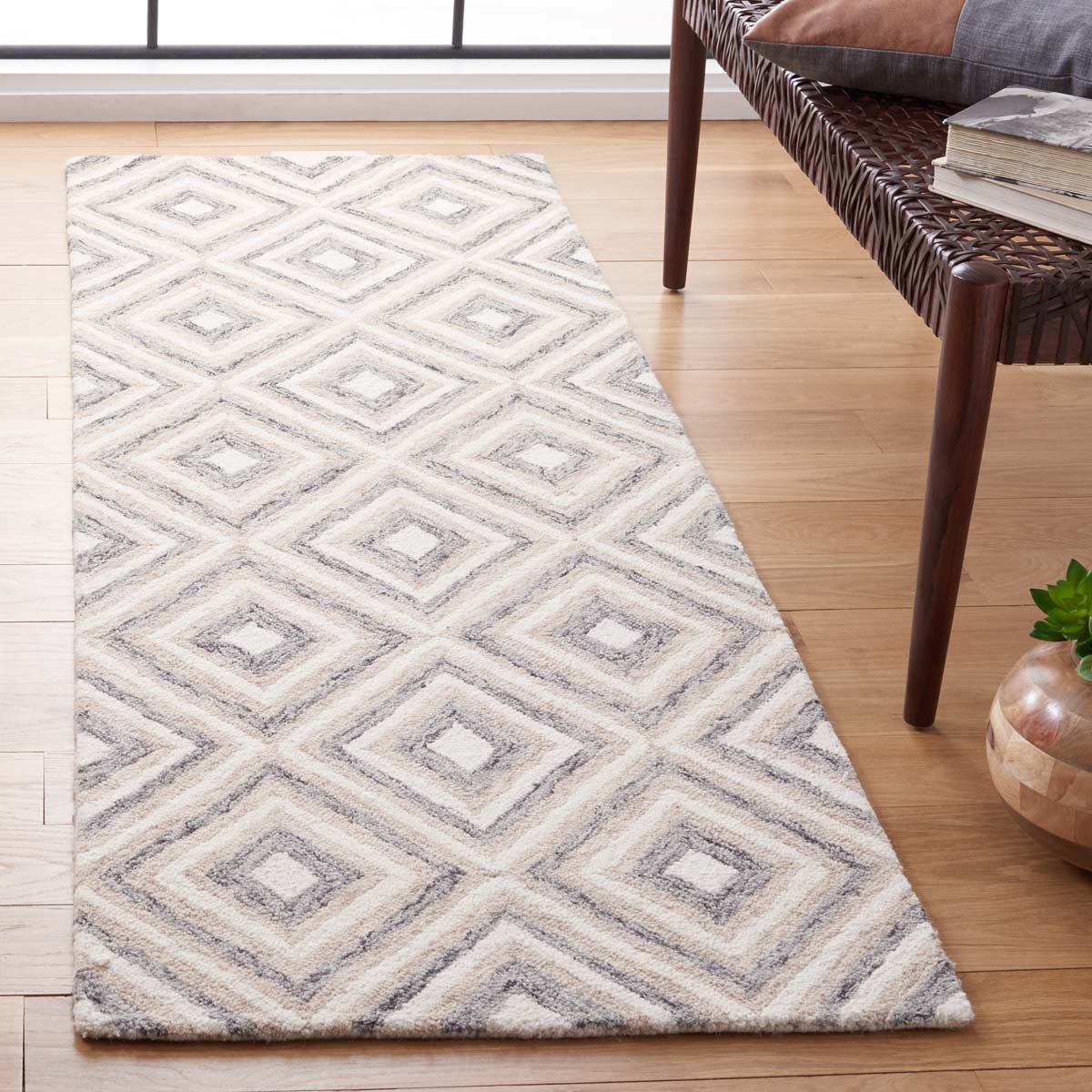 Safavieh Micro-Loop 906 Rug, MLP906 - Grey / Ivory