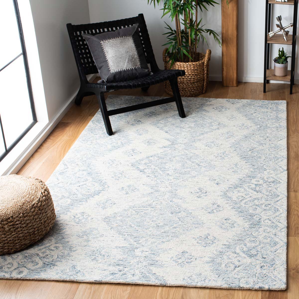 Safavieh Micro-Loop 951 Rug, MLP951 - Ivory / Blue