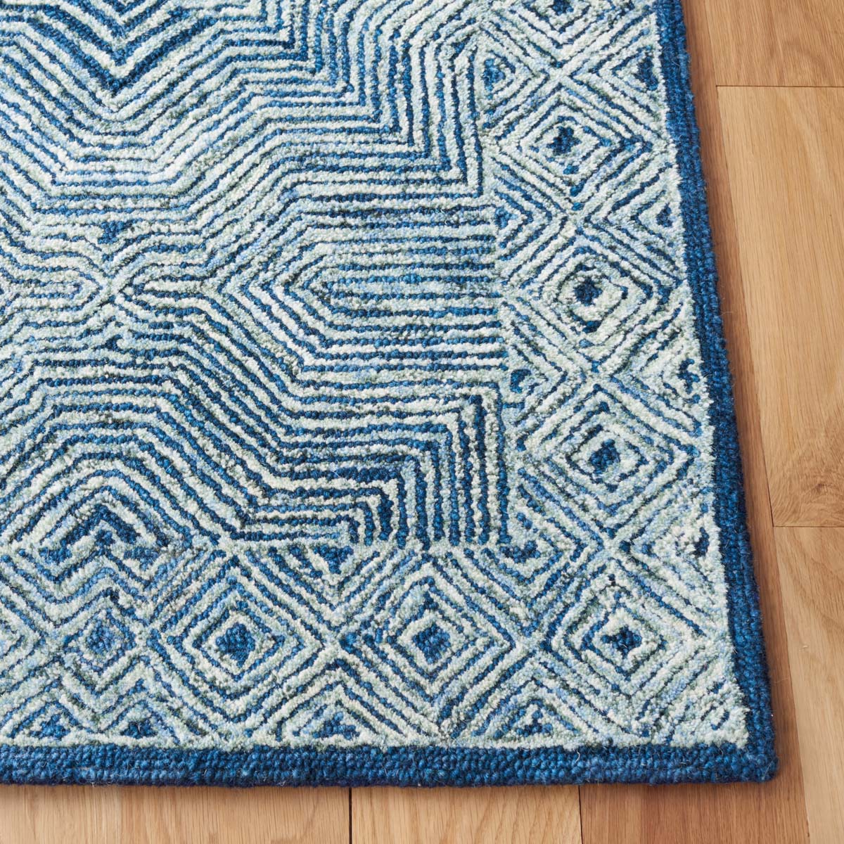 Safavieh Micro-Loop 975 Rug, MLP975 - Navy