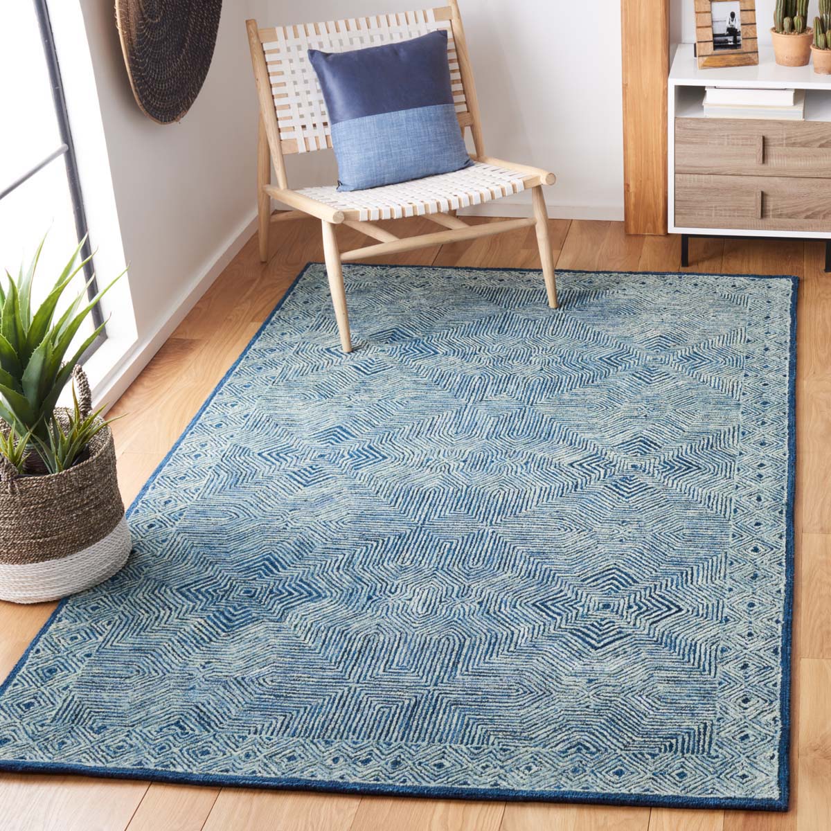 Safavieh Micro-Loop 975 Rug, MLP975 - Navy