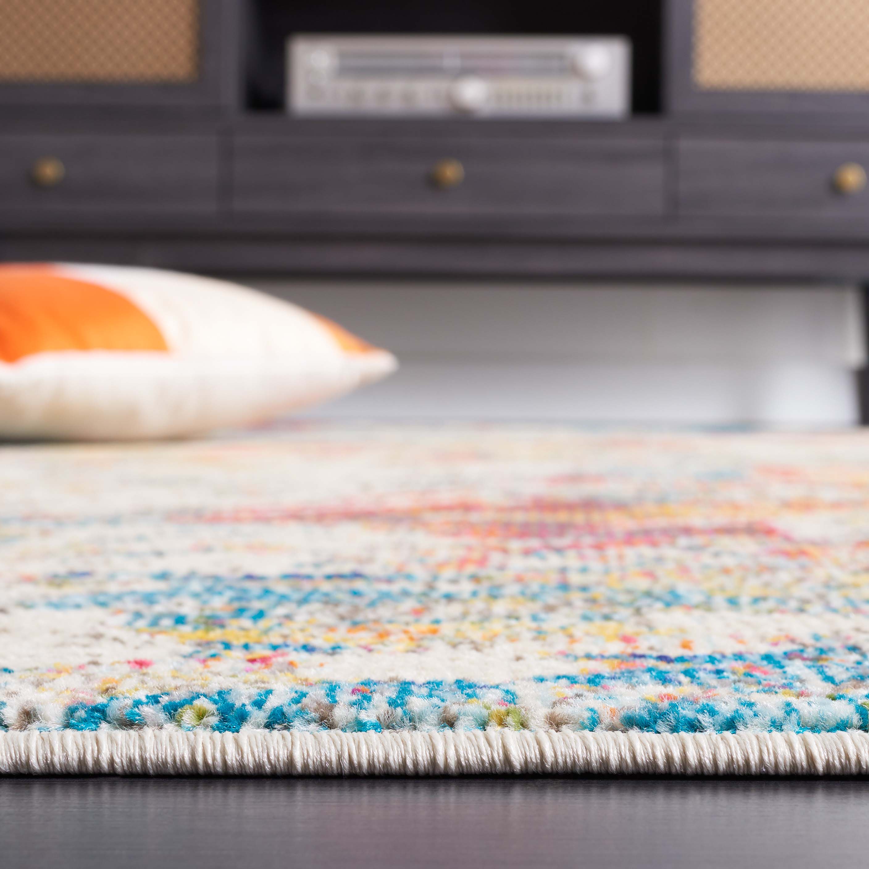 Safavieh Monaco 272 Rug, MNC272 - IVORY / MULTI