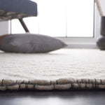 Safavieh Marbella 176 Rug, MRB176 - Ivory / Black