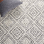 Safavieh Marbella 176 Rug, MRB176 - Ivory / Black