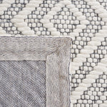 Safavieh Marbella 176 Rug, MRB176 - Ivory / Black