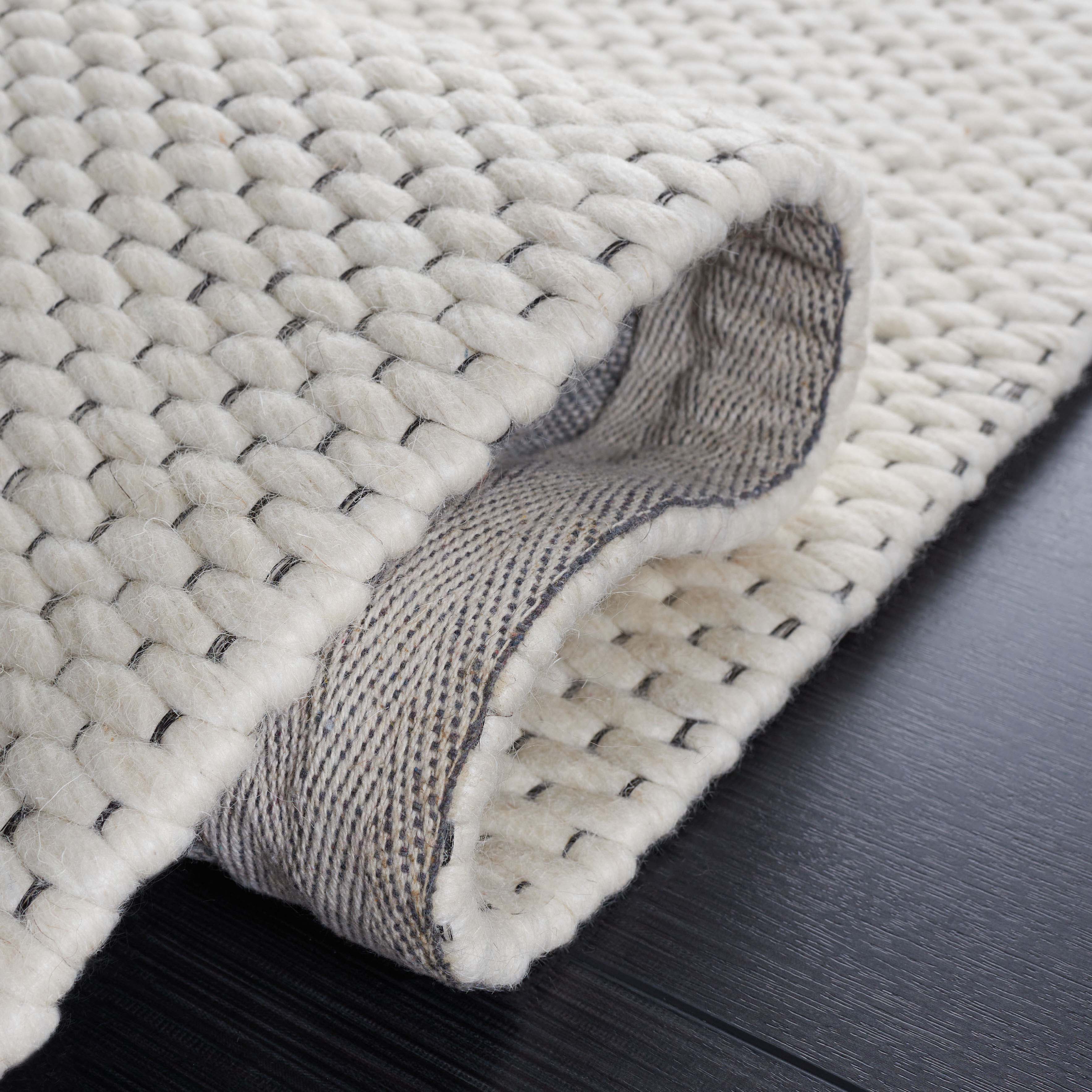 Safavieh Marbella 177 Rug, MRB177 - Ivory