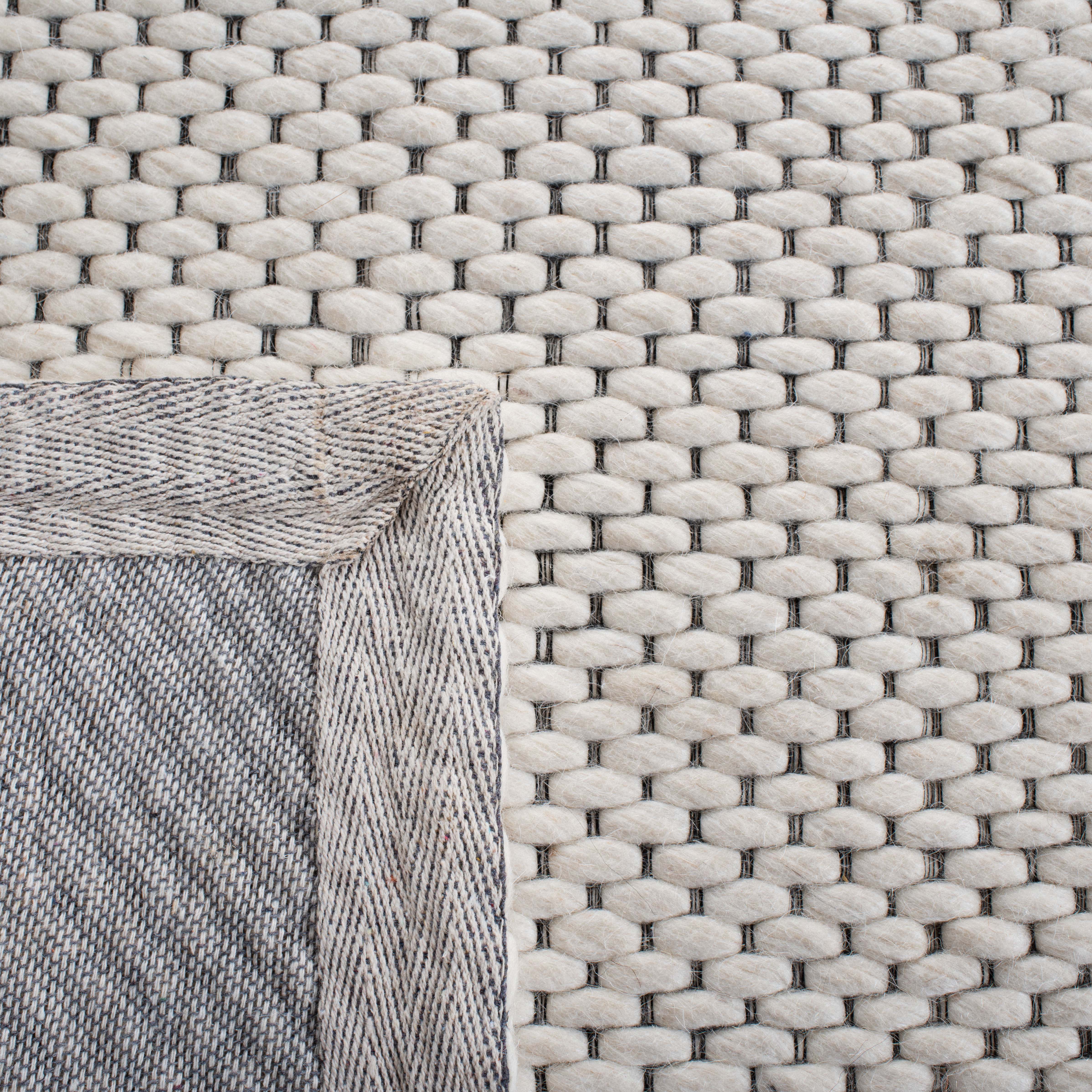 Safavieh Marbella 177 Rug, MRB177 - Ivory