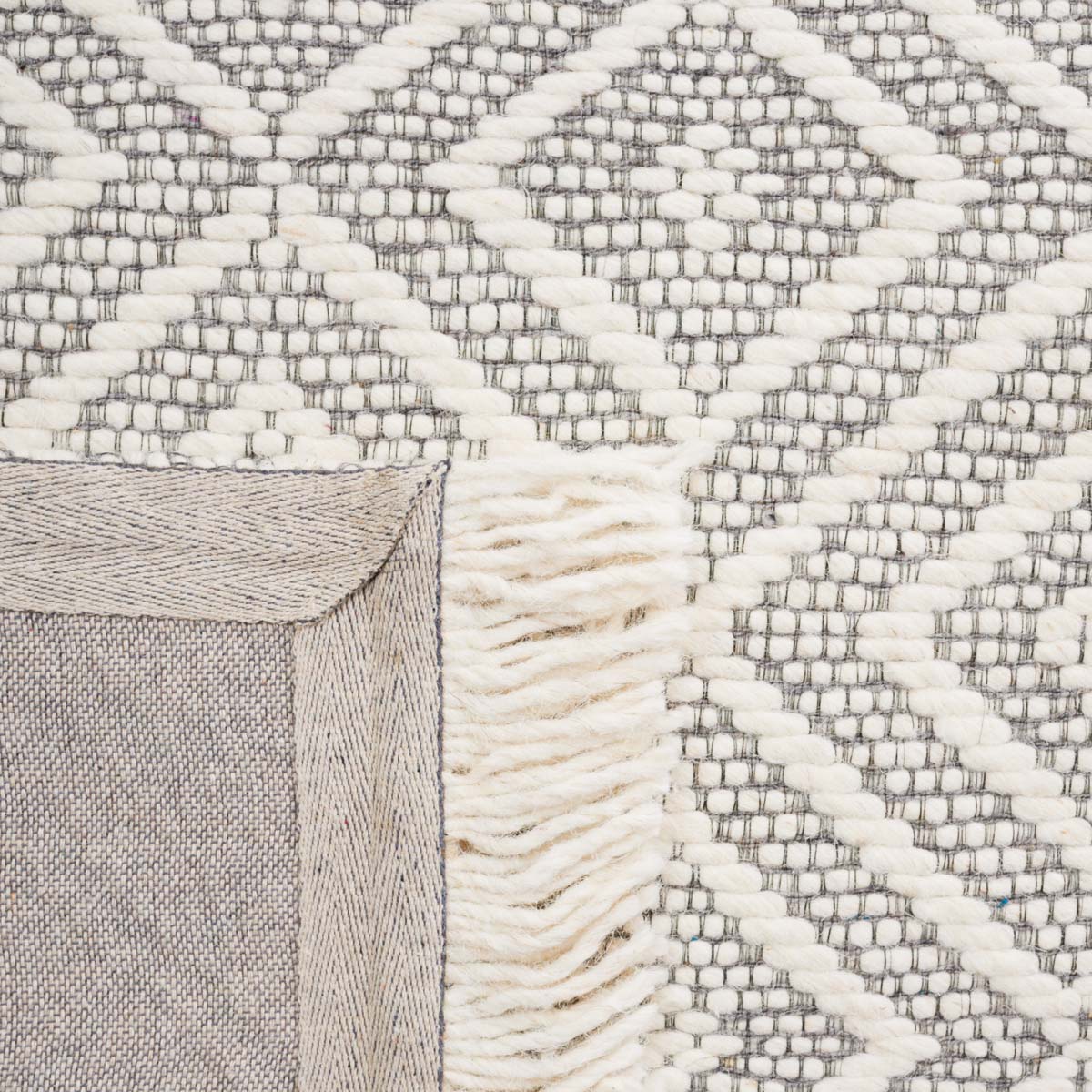 Safavieh Marbella 206 Rug, MRB206 - Ivory / Grey
