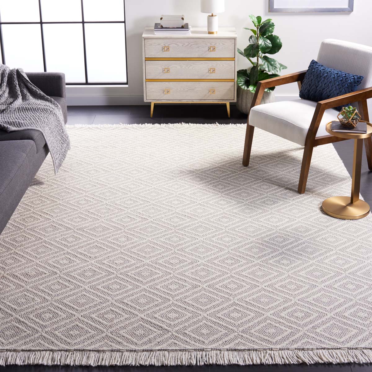 Safavieh Marbella 206 Rug, MRB206 - Ivory / Grey