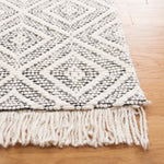 Safavieh Marbella 206 Rug, MRB206 - Ivory / Black