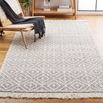 Safavieh Marbella 206 Rug, MRB206 - Ivory / Black