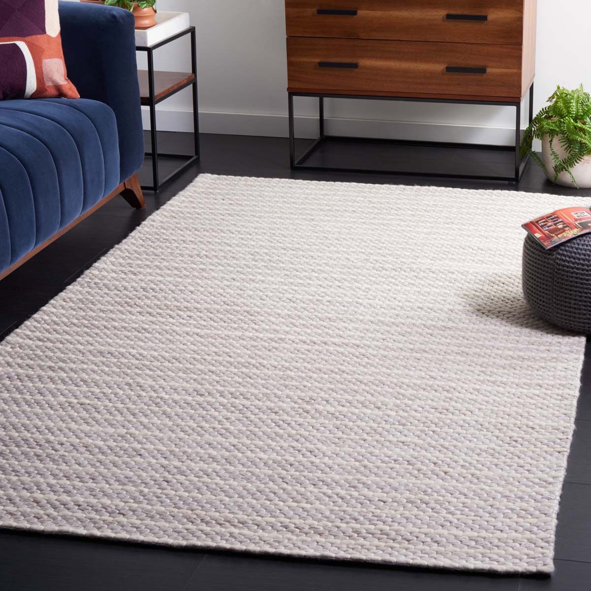 Safavieh Marbella 207 Rug, MRB207 - Beige / Ivory