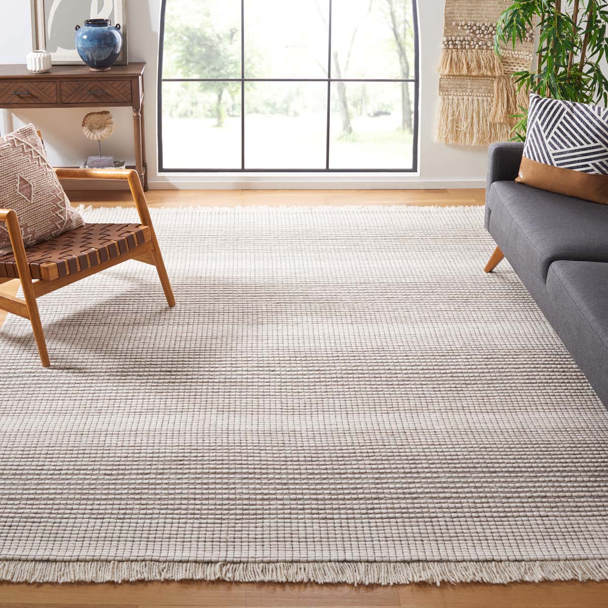 Safavieh Marbella 208 Rug, MRB208 - Ivory / Dark Brown