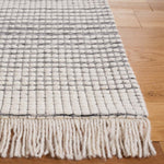 Safavieh Marbella 208 Rug, MRB208 - Ivory / Black