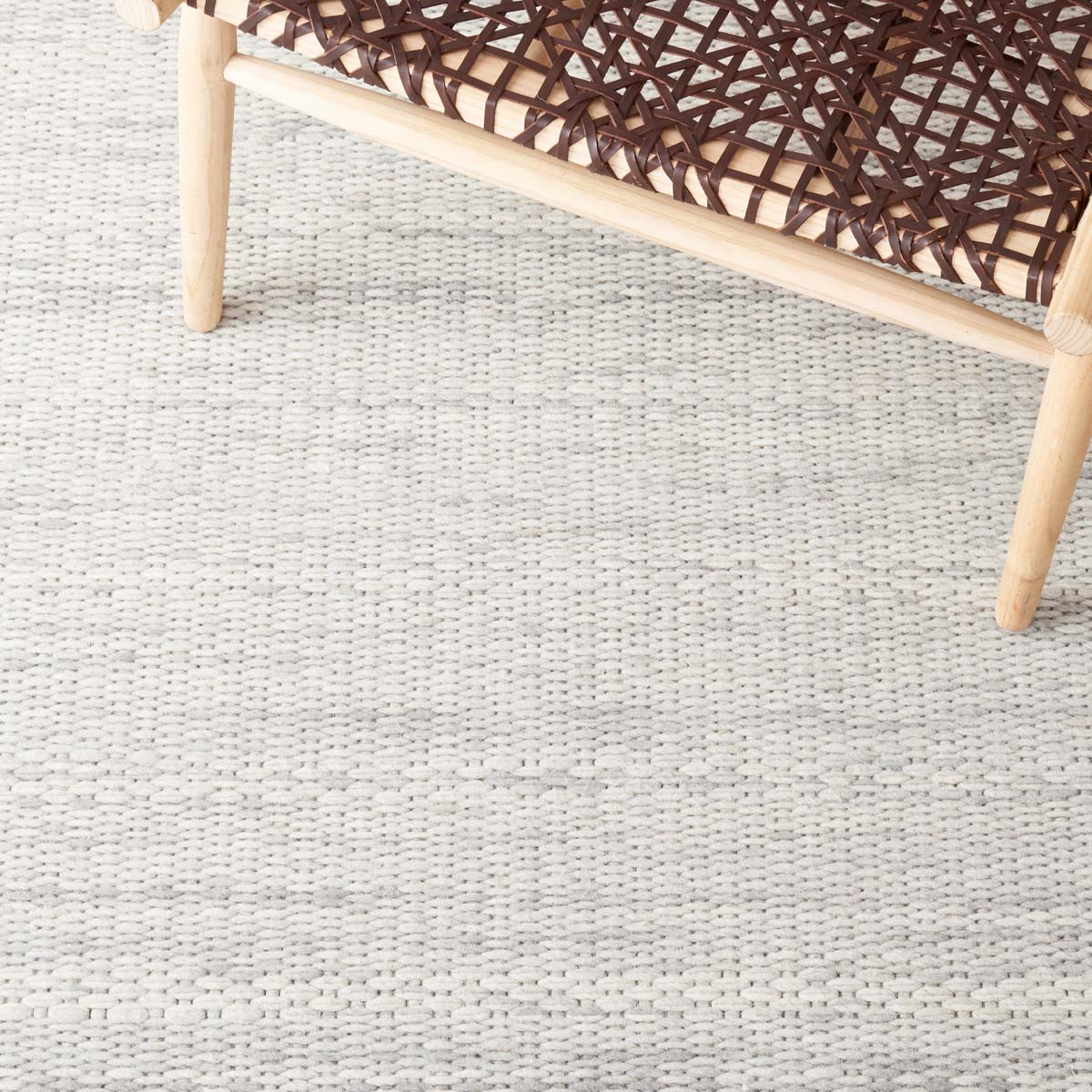 Safavieh Marbella 311 Rug, MRB311 - Light Grey