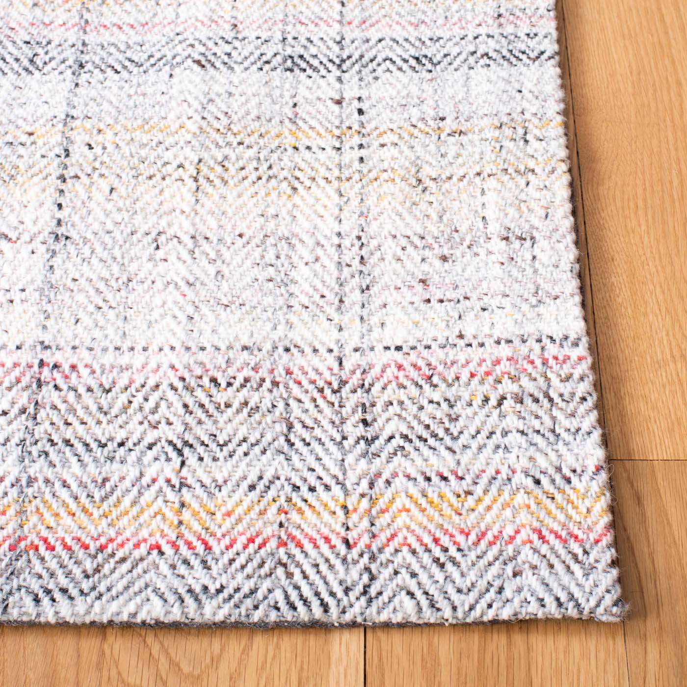 Safavieh Marbella 314 Rug, MRB314 - Red / Ivory