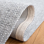 Safavieh Marbella 316 Rug, MRB316 - Dark Grey / Ivory