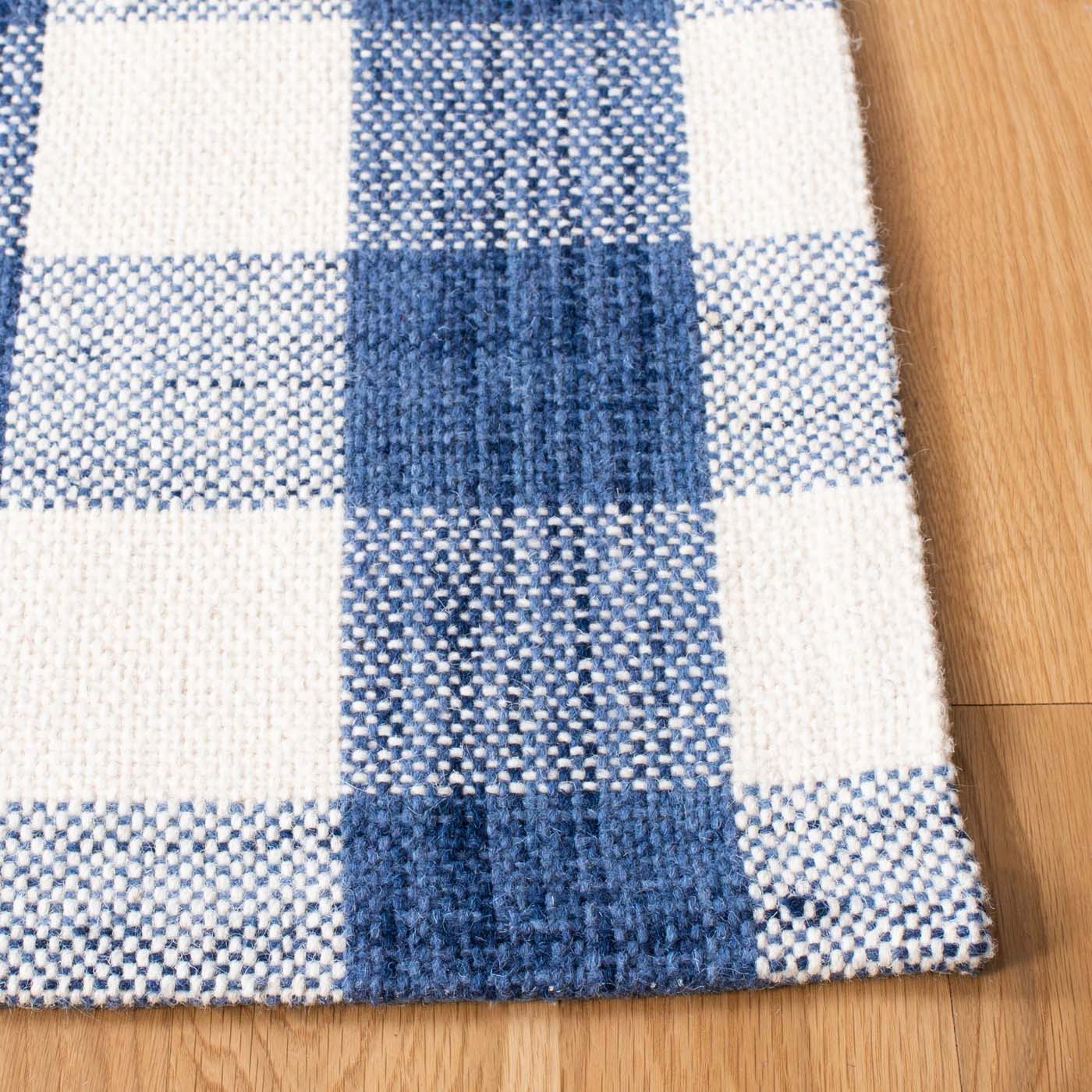 Safavieh Marbella 317 Rug, MRB317 - Navy / Ivory