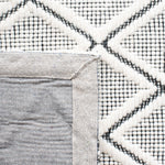 Safavieh Marbella 321 Rug, MRB321 - Ivory / Black