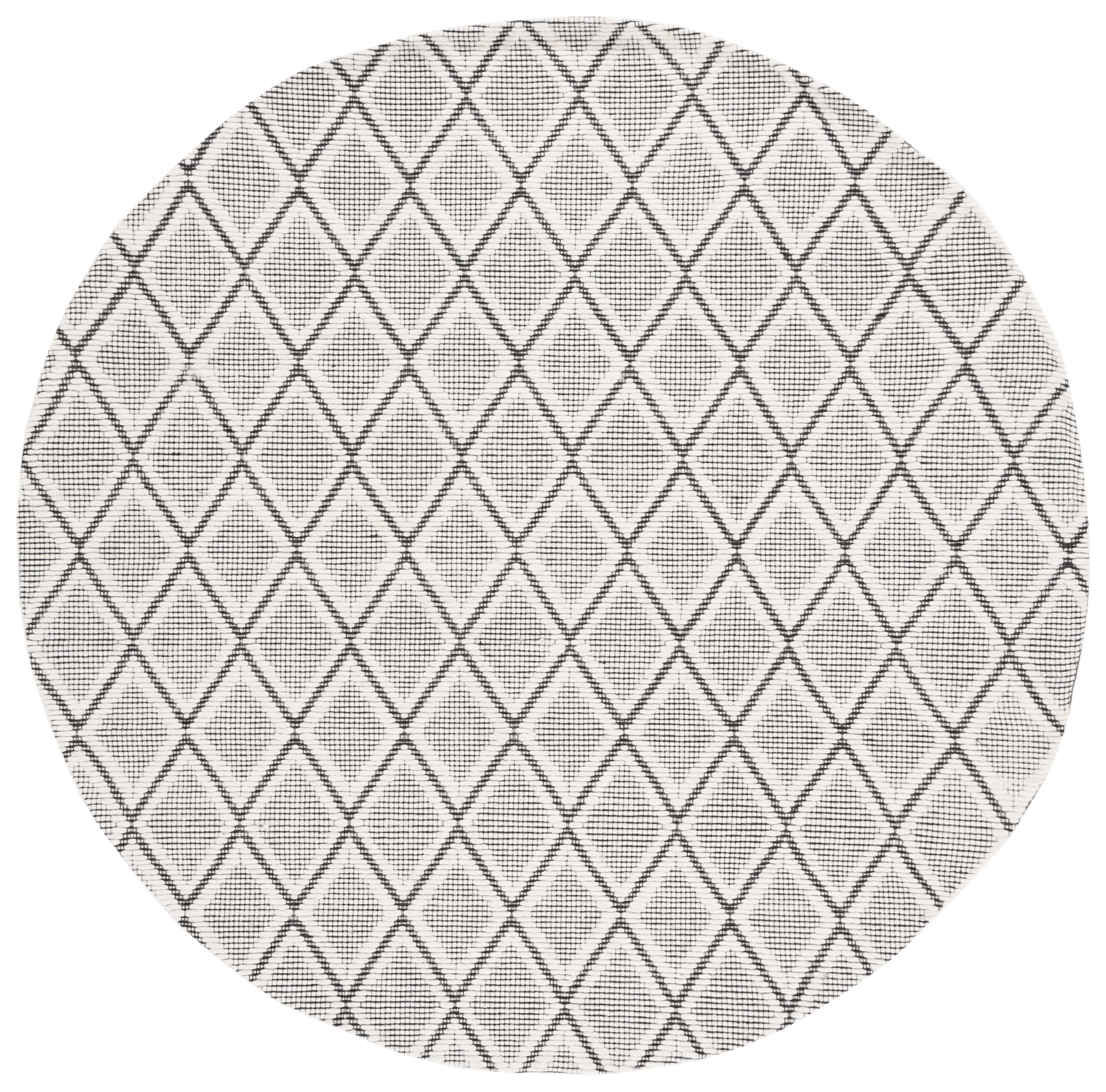 Safavieh Marbella 321 Rug, MRB321 - Ivory / Black