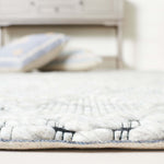 Safavieh Marbella 321 Rug, MRB321 - Light Grey / Black