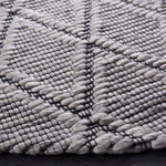 Safavieh Marbella 321 Rug, MRB321 - Light Grey / Black