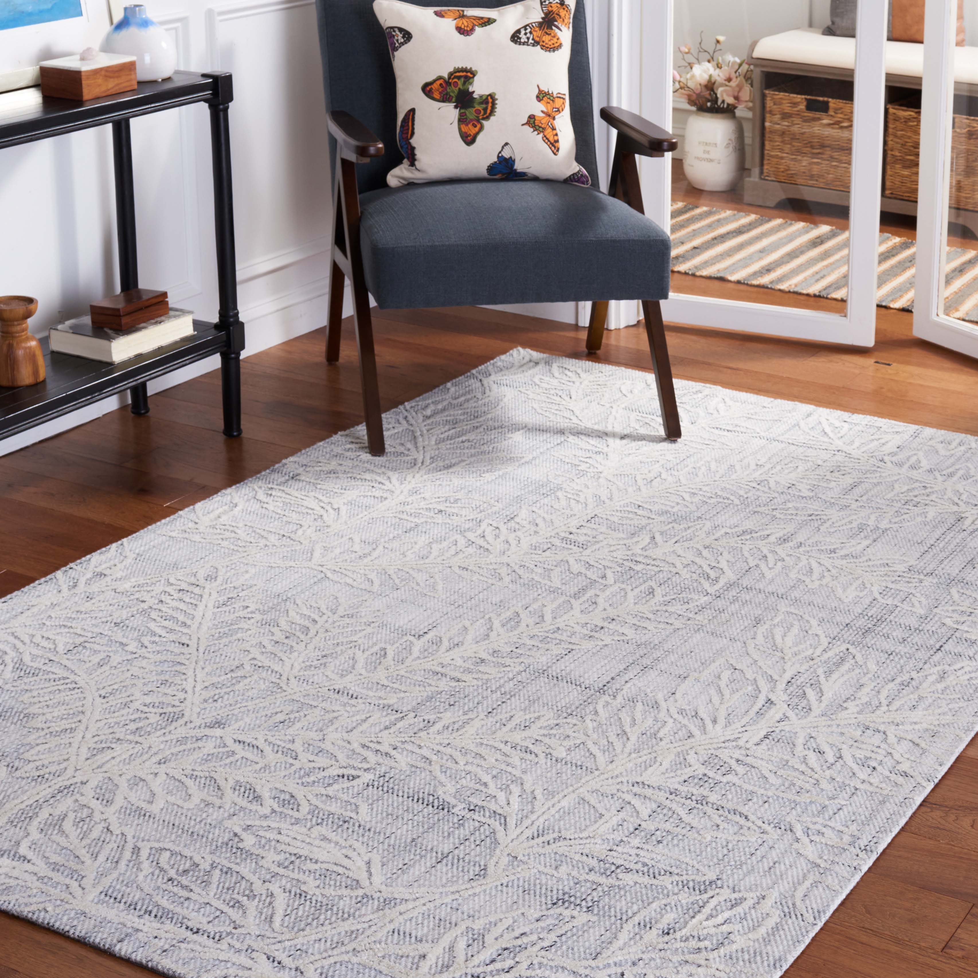 Safavieh Marbella 322 Rug, MRB322 - Grey / Ivory