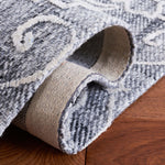 Safavieh Marbella 323 Rug, MRB323 - Dark Grey / Ivory