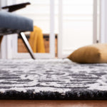 Safavieh Marbella 323 Rug, MRB323 - Black / Ivory