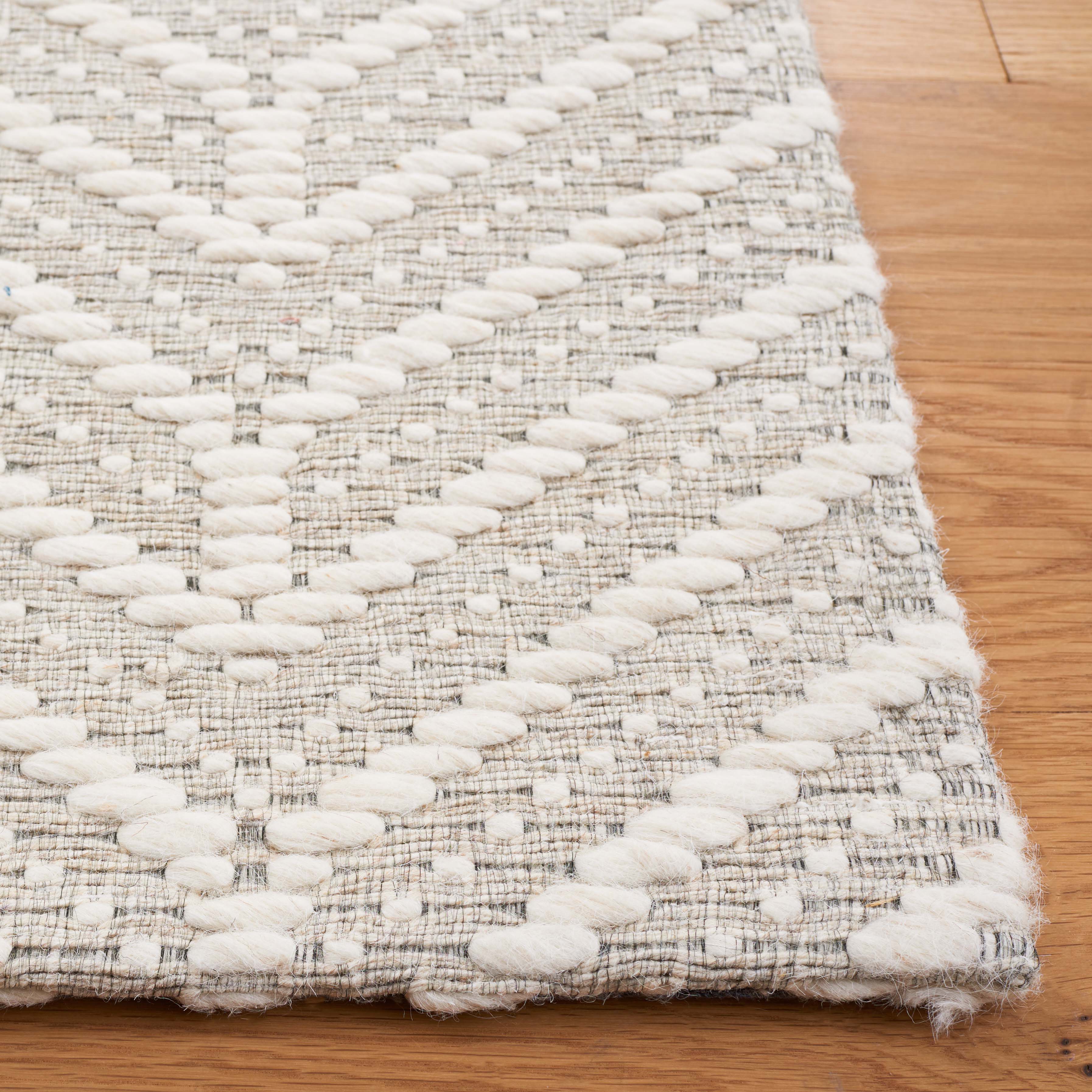 Safavieh Marbella 324 Rug, MRB324 - Ivory / Beige