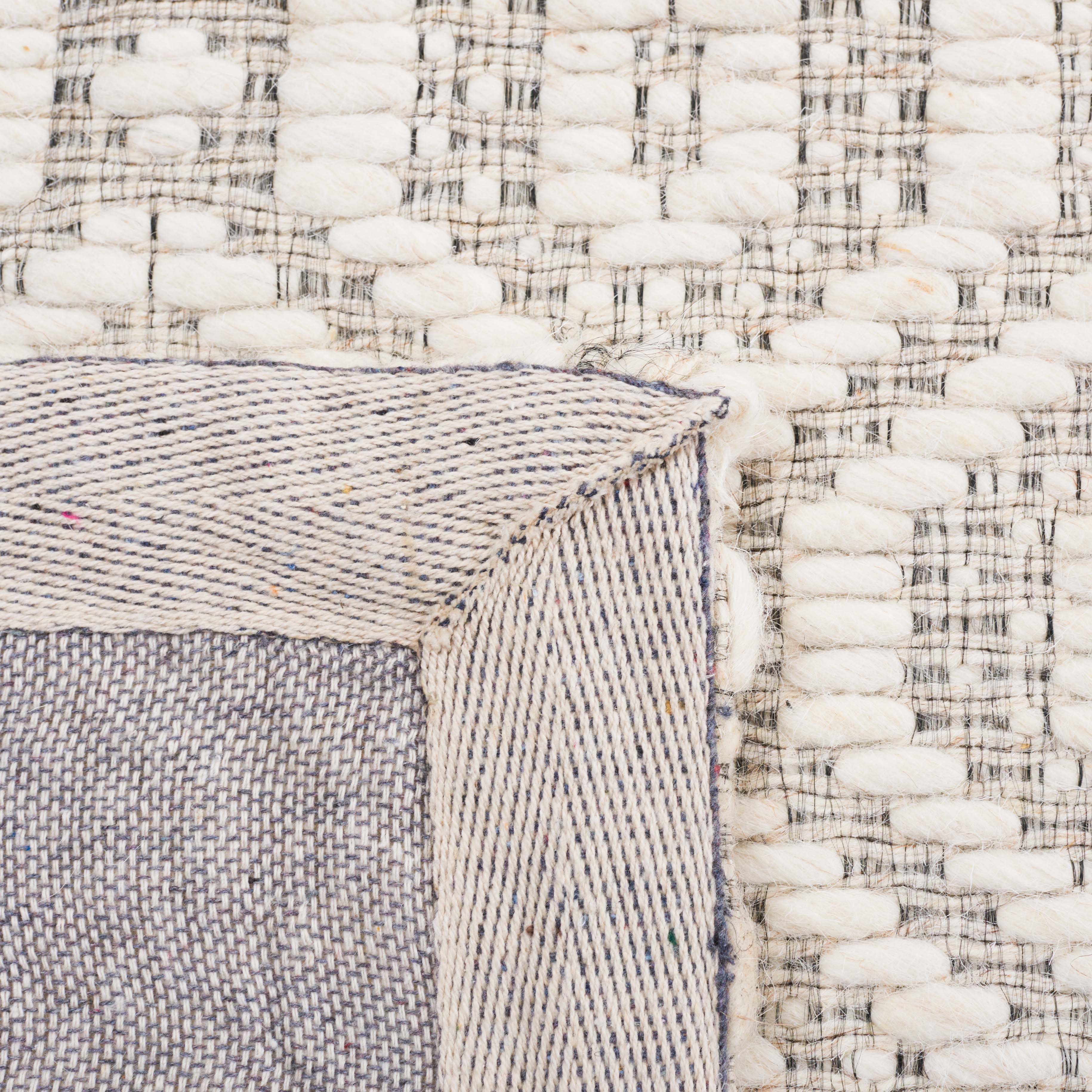 Safavieh Marbella 325 Rug, MRB325 - Ivory / Beige