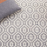Safavieh Marbella 325 Rug, MRB325 - Grey / Ivory