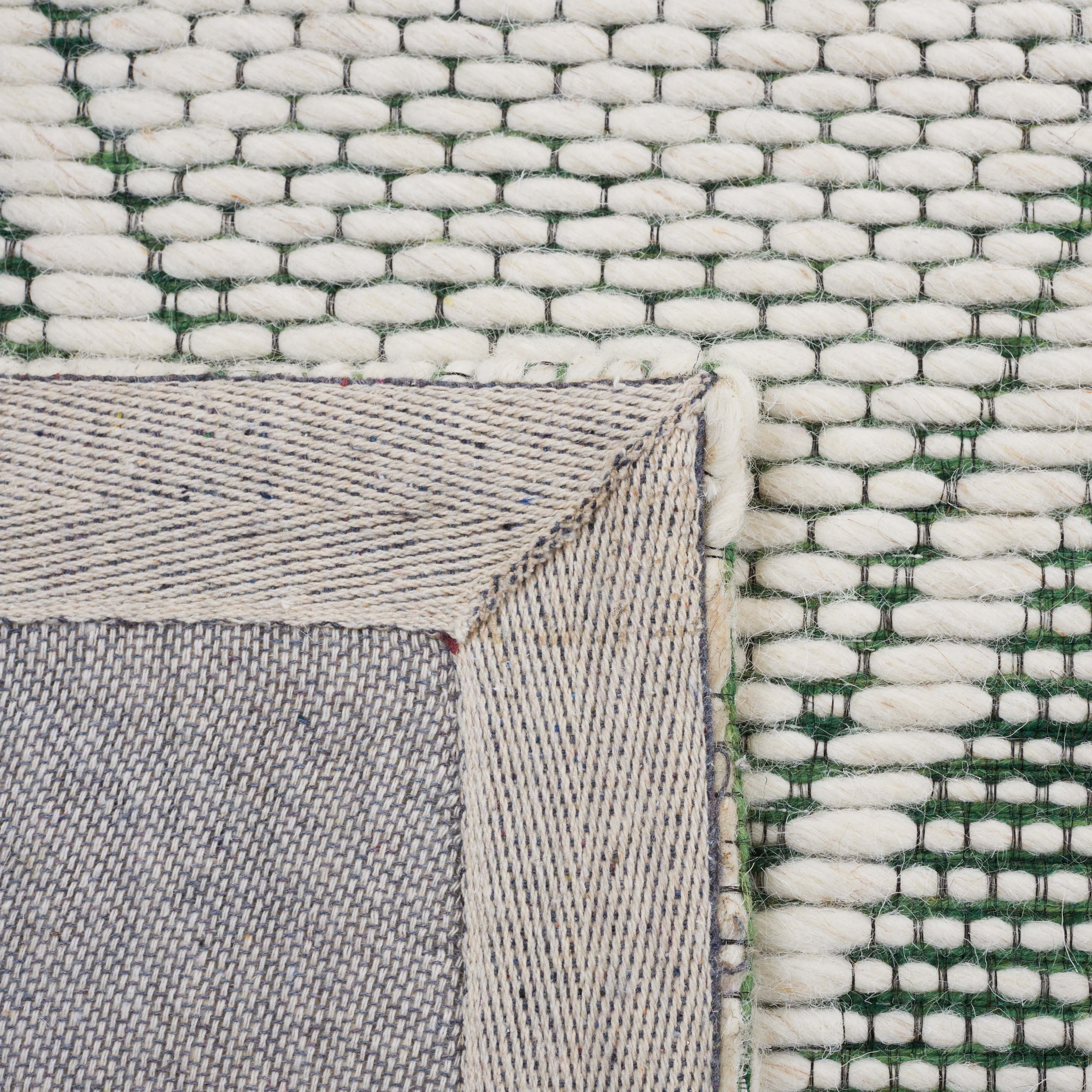 Safavieh Marbella 326 Rug, MRB326 - Green / Ivory