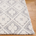 Safavieh Marbella 328 Rug, MRB328 - Grey / Ivory