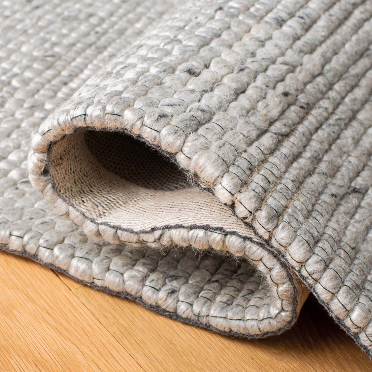 Safavieh Marbella 393 Rug, MRB393 - Light Grey