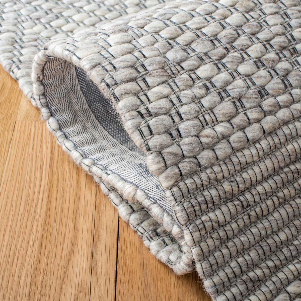 Safavieh Marbella 554 Rug, MRB554 - Beige / Light Grey