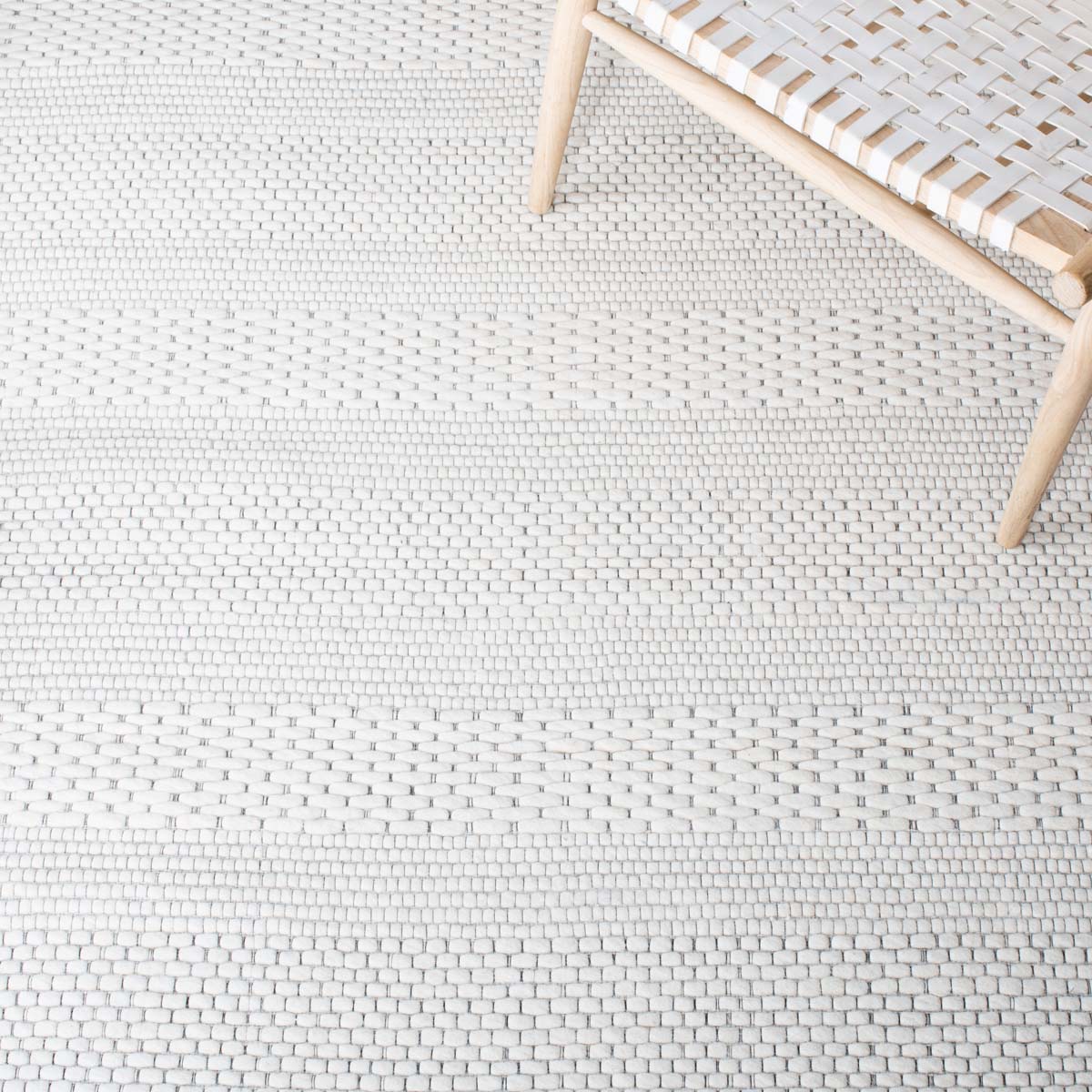 Safavieh Marbella 556 Rug, MRB556 - Ivory